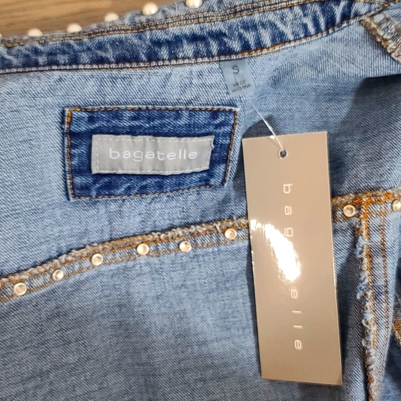 Bagatelle Pearl Embellished Denim Trucker Jean Jacket In Blue - NWT - Picture 10 of 17